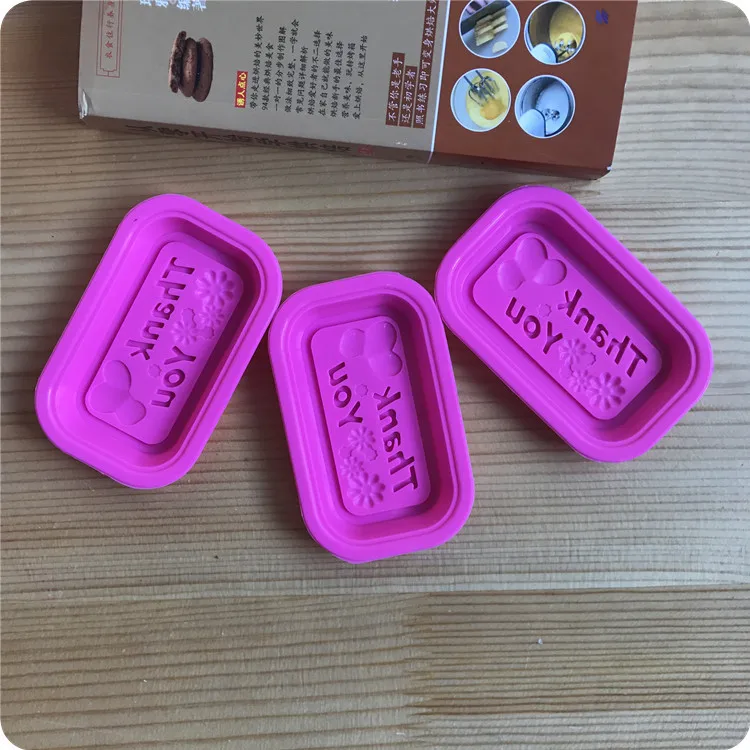 

Four Leaf Clover Silicone mold letter small mold colour random