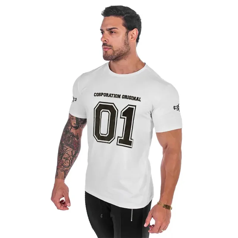 Новая хлопковая Футболка Для мужчин дышащая футболка для мужчин Gyms футболка Для мужчин Фитнес с подкладкой с принтом на лето тренажерные залы плотно прилегающий Топ черный, белый цвет