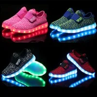 

Sycatree Children casual Shoes Kid Led Light Sneakers USB Charging Led Glow Shoe 7 Colorful Luminous Sneakers for Girls and Boys