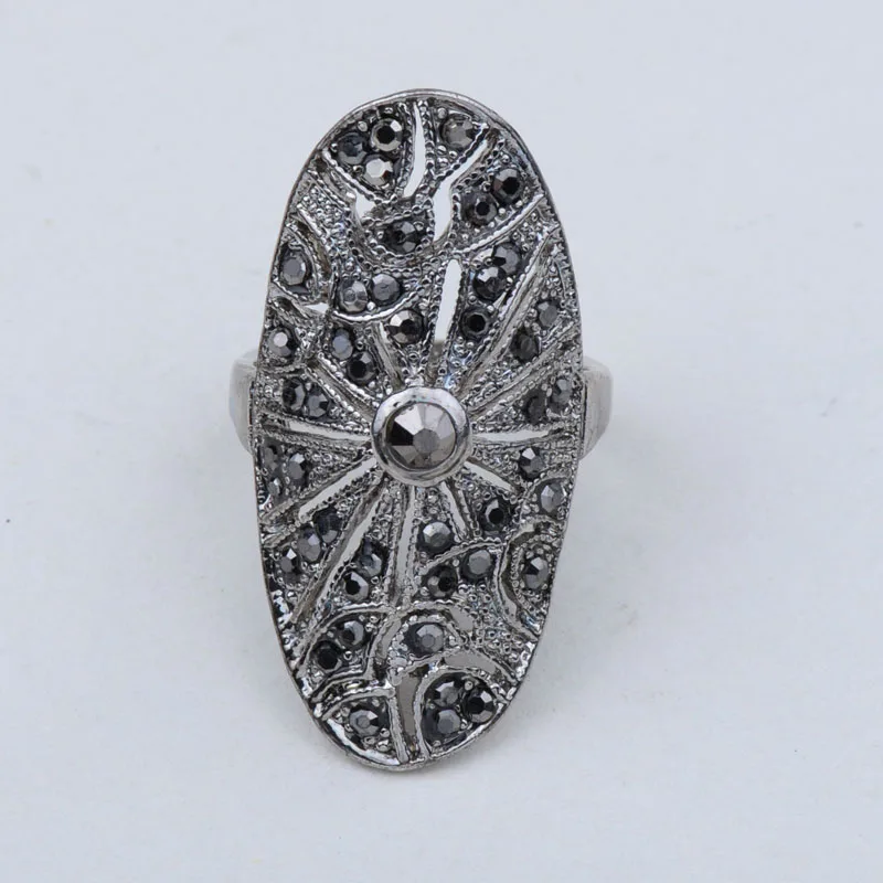 

Bohemian Vintage Antique Silver Color Black Crystal Oval Geometric Party Cocktail Ring Jewelry For Women Girls US Size 7 8 9