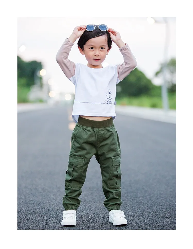 3298996505_1344359065