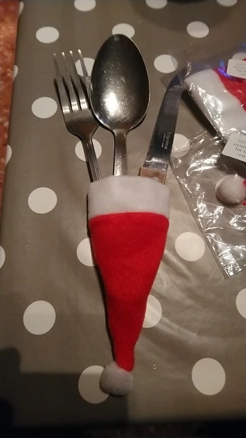 10Pcs Christmas Decorative Tableware Knife Fork Set Lovely Christmas Hat 4