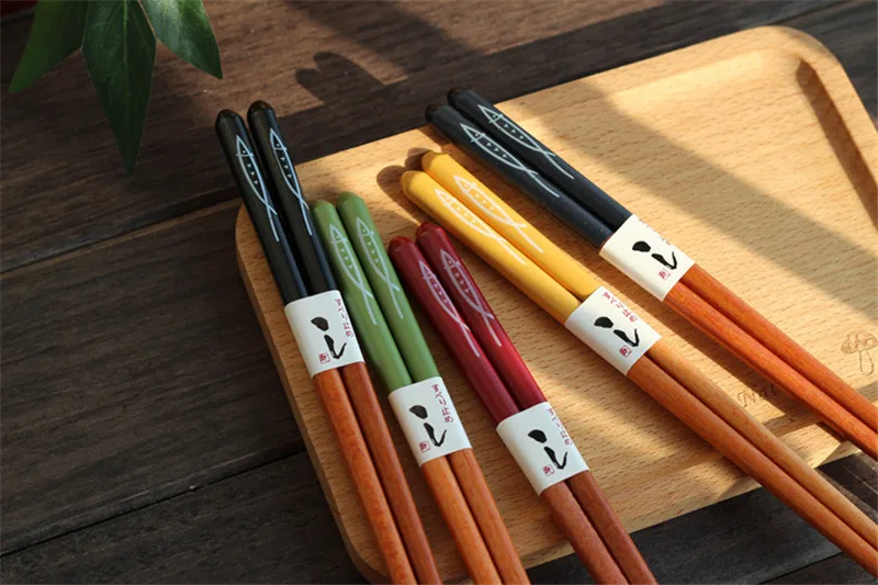 Новинка, 5 пар, Японский Корейский стиль, многоразовые палочки для еды из натурального бука, китайские палочки, подарочный набор ручной работы, 5 цветов