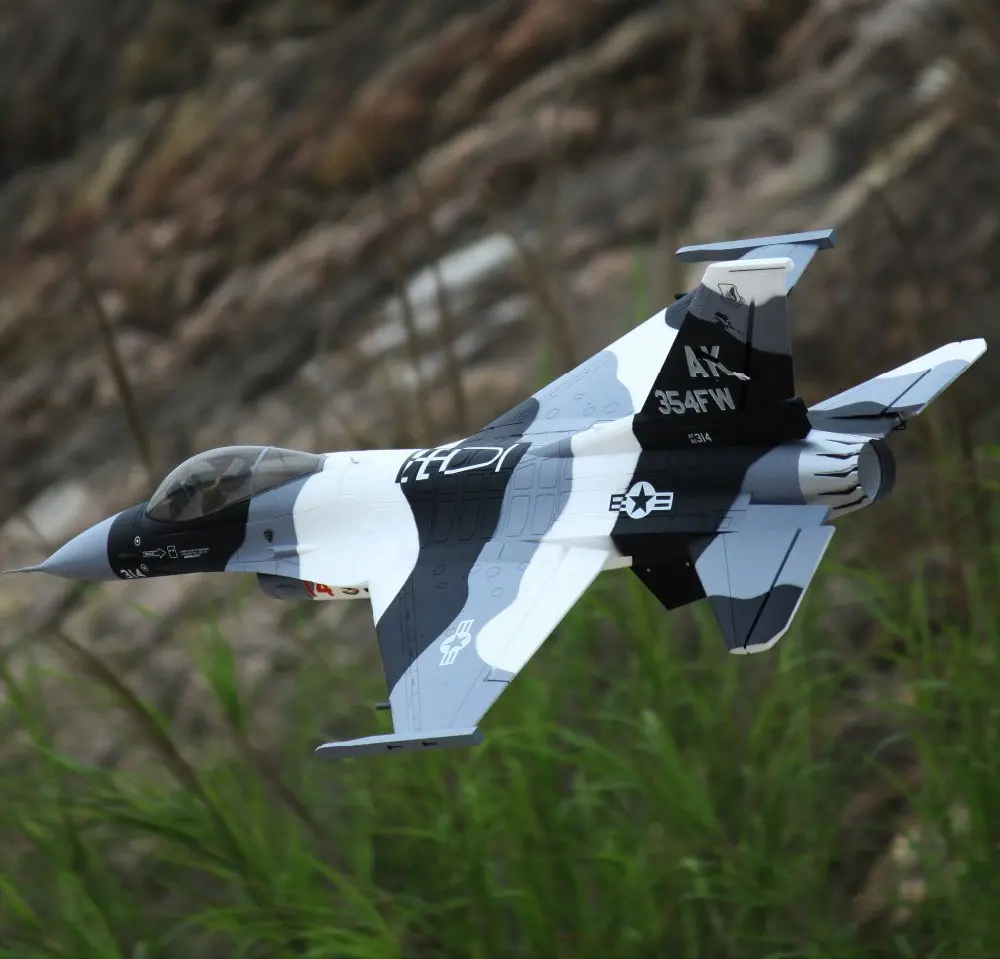 Freewing F16 70mm EDF jet black and white color