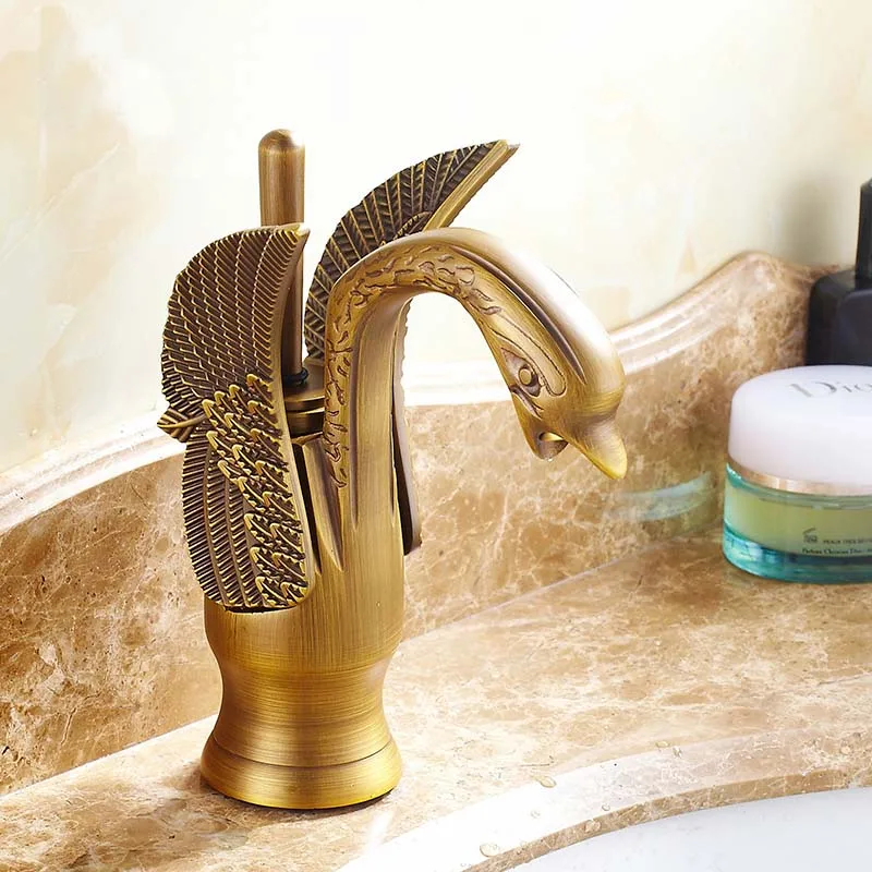 Antique Brass Swan Shape Bathroom Basin Faucet Single Hole Basin Mixer Tap Deck Mounted Hot And Cold Wate Mixer KD721