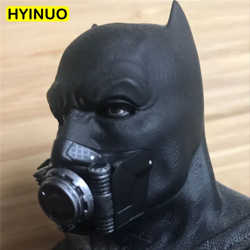 

1/6 Scale Batman Mask Man Respirator Separable Male Air Purifier Gas Mask Playing Toy for 12" Action Figure Body Accessory