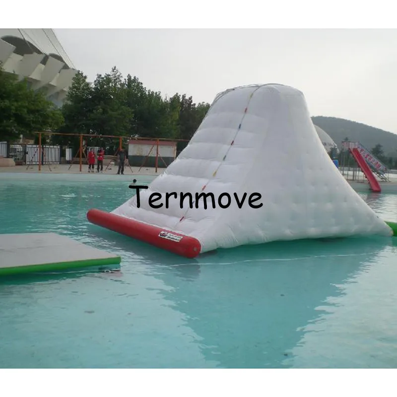 water wall toy