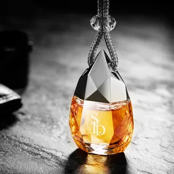 

Car perfume pendants Deodorant Vehicle perfume Hanging perfume Essential oil Pendant Durable fragrance