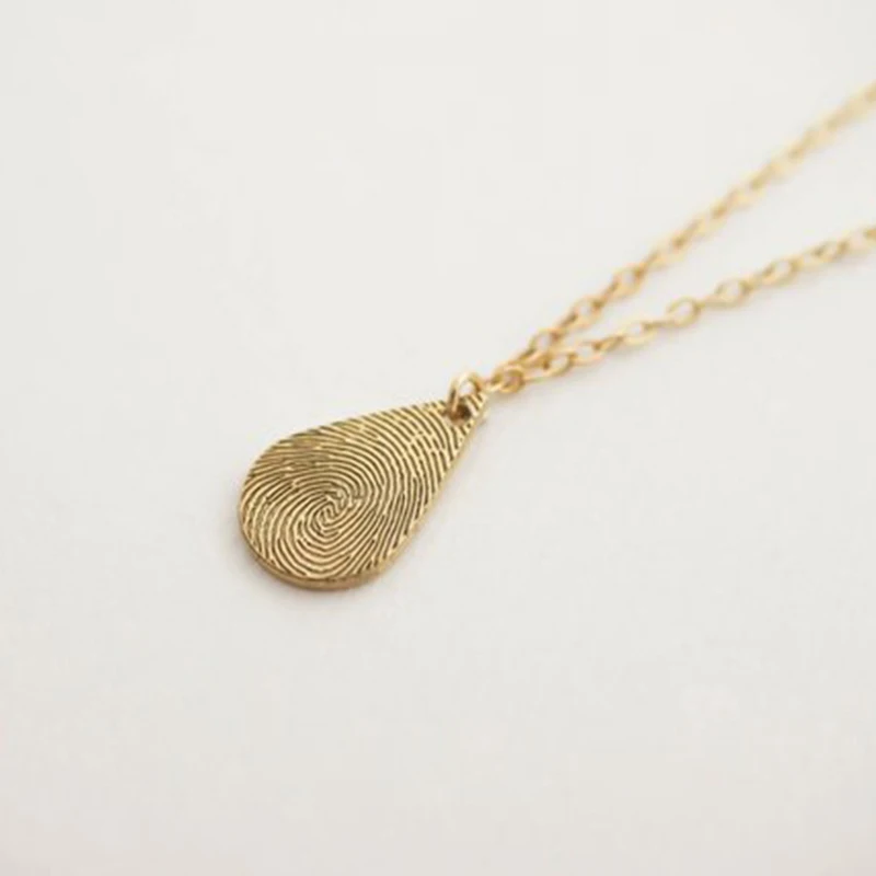 

Wholesale Tiny Teardrop Fingerprint Necklace jewelry pendant 12pcs/lot