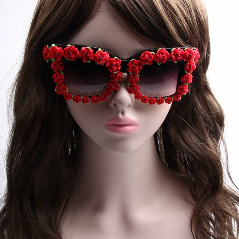 Brand Designer 2017 Sunglasses Women Red Flower Baroque Style Luxury Sunglasses For Ladies Beach Summer Eyewear Brand Designer 2017 Sunglasses Women Red Flower Baroque Style Luxury Sunglasses For Ladies Beach Summer Eyewear