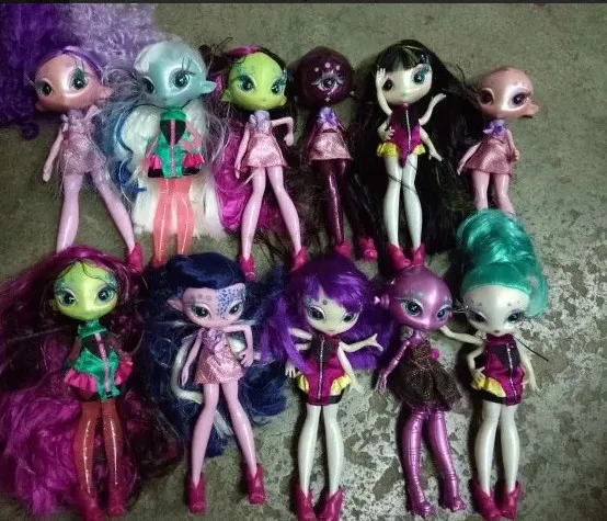 

Free shipping cost novi stars dolls blyth doll ,Factory doll ,Fashion toys Suitable For DIY Change BJD Toy For Girls 20CM