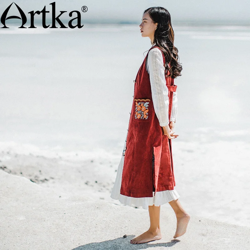 ARTKA Autumn Women's Waistcoat Corduroy Long Vest Women Embroidery Sleeveless Vest Jacket 2018 Vintage Female Outwear LA10271Q ARTKA Autumn Women's Waistcoat Corduroy Long Vest Women Embroidery Sleeveless Vest Jacket 2018 Vintage Female Outwear LA10271Q