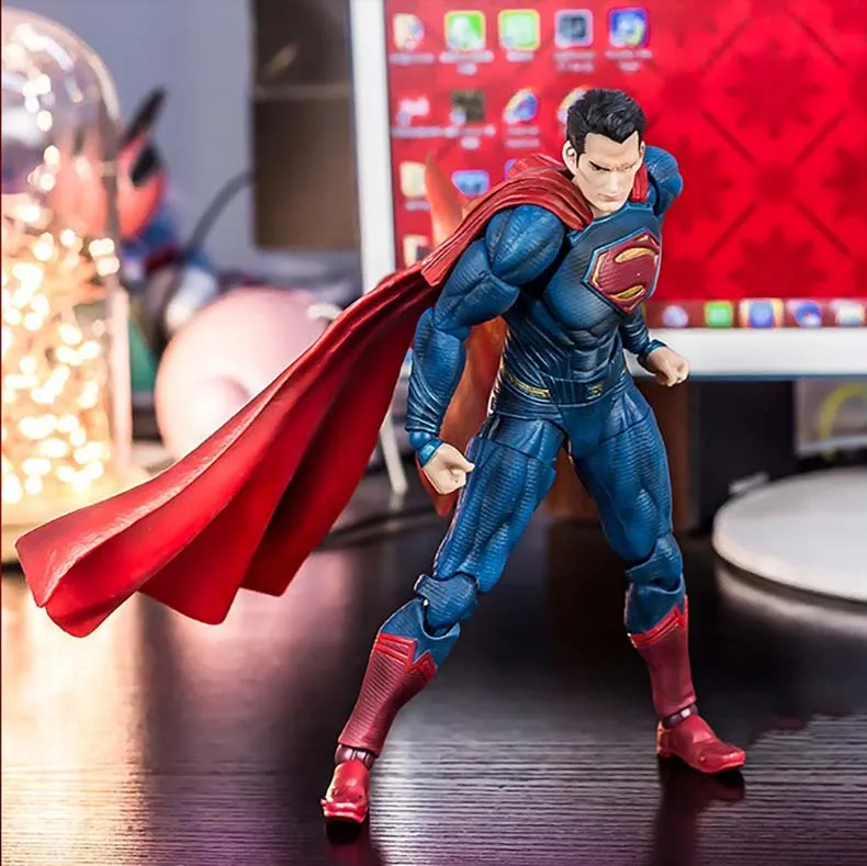 Anime Movie Superman Action Figure Playarts Kai figurine kids hot Toys Collection Model Play arts Kai Super man doll juguetes