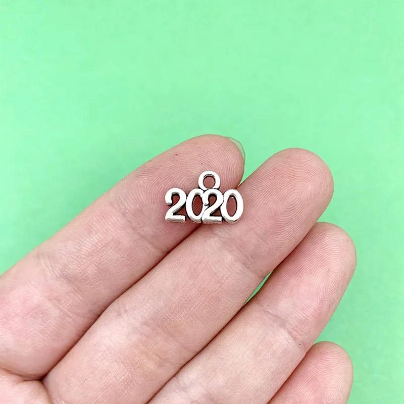 

20 pieces 2020 charm 14*9mm Tibetan silver plated pendant jewelry DIY handmade craft pendant alloy.