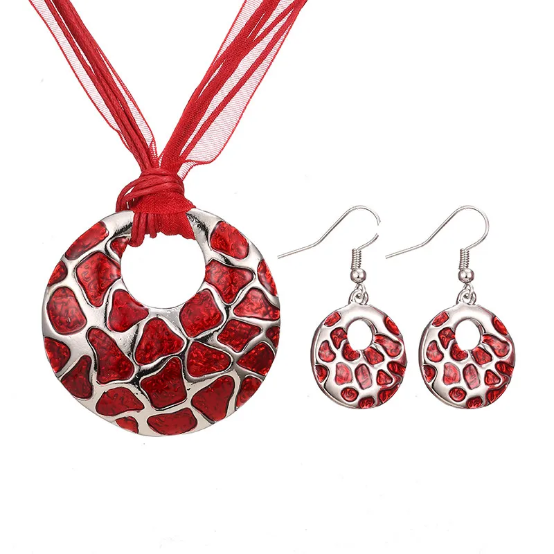 2017 Best Seller Jewelry Sets Round Pendant Collar Necklace and Enamel