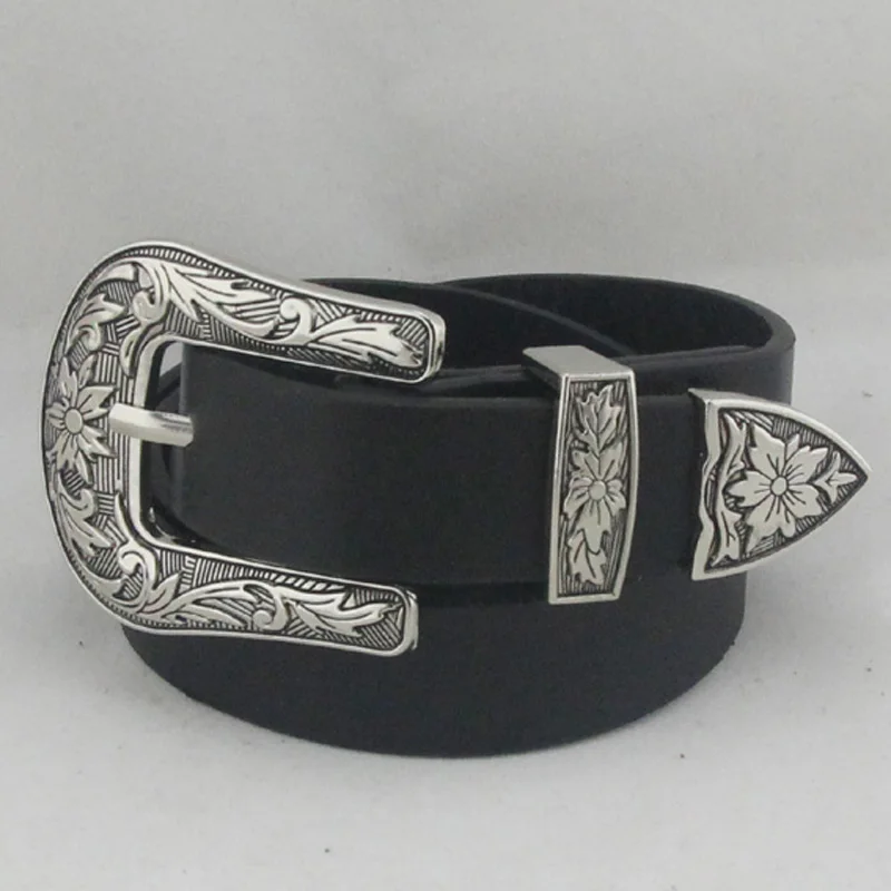 belt silver buckle