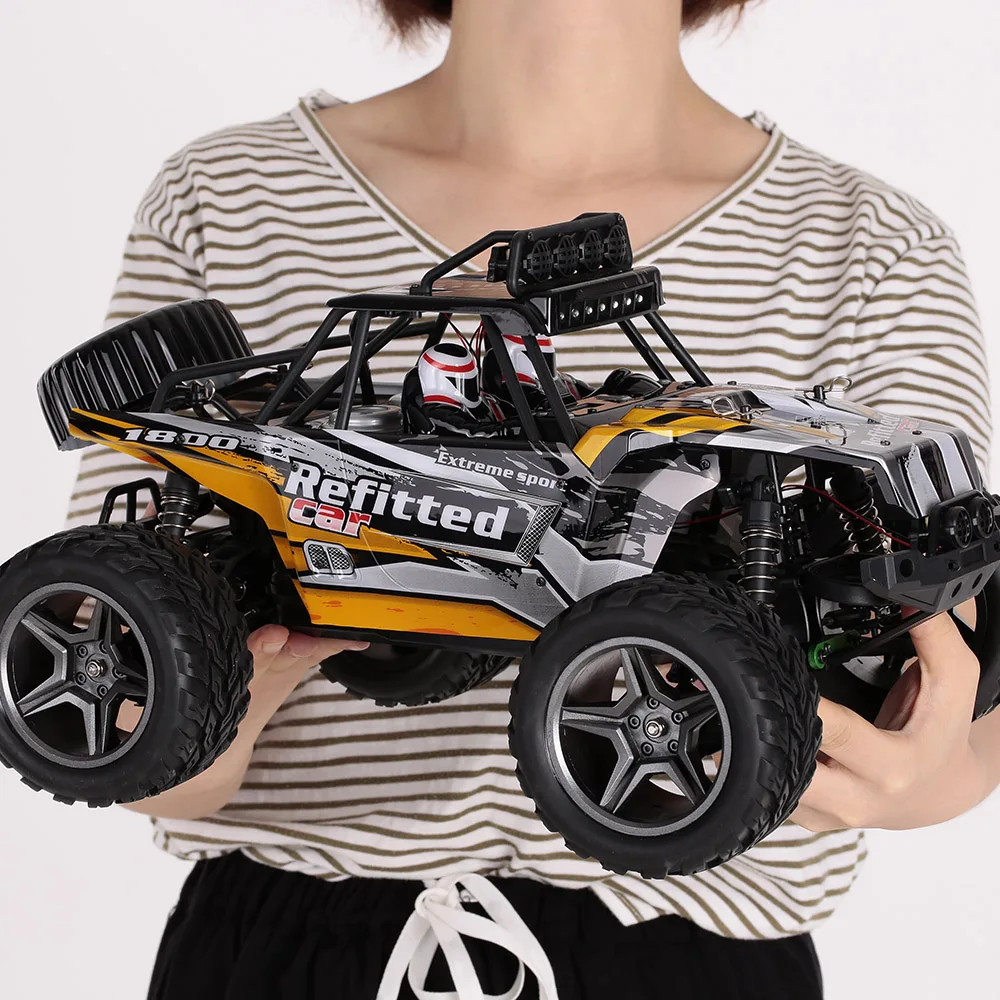 

Wltoys RC Car Toys for Children A343 1:12 2.4GHz 2WD 35km/h High-speed RC Car with Headlight Desert Off-road Crawler RTR