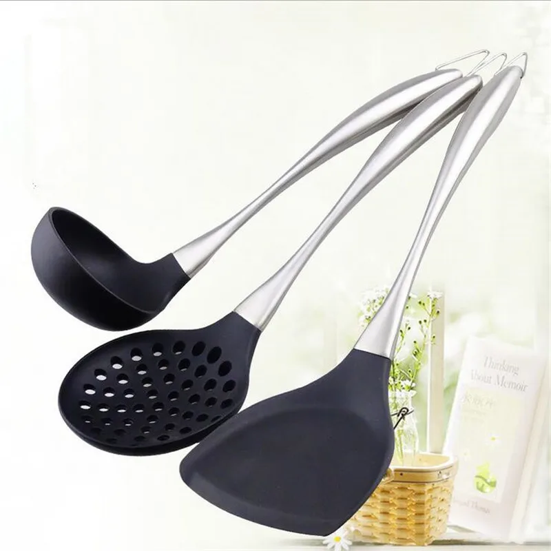 Heat Resistant Non Stick Silicone Turner Kitchen Cooking Utensil