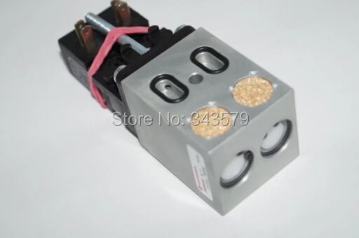 Roland ink valve,2625455,093K801640,Roland 700 machine parts (5)