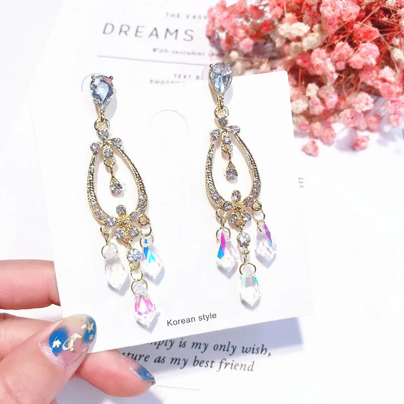 

Korean Elegant Women Crystal Water Drop Earrings Shiny Rhinestone Pendant Boucle D'oreille Femme Ear Jewelry Gifts for Girl