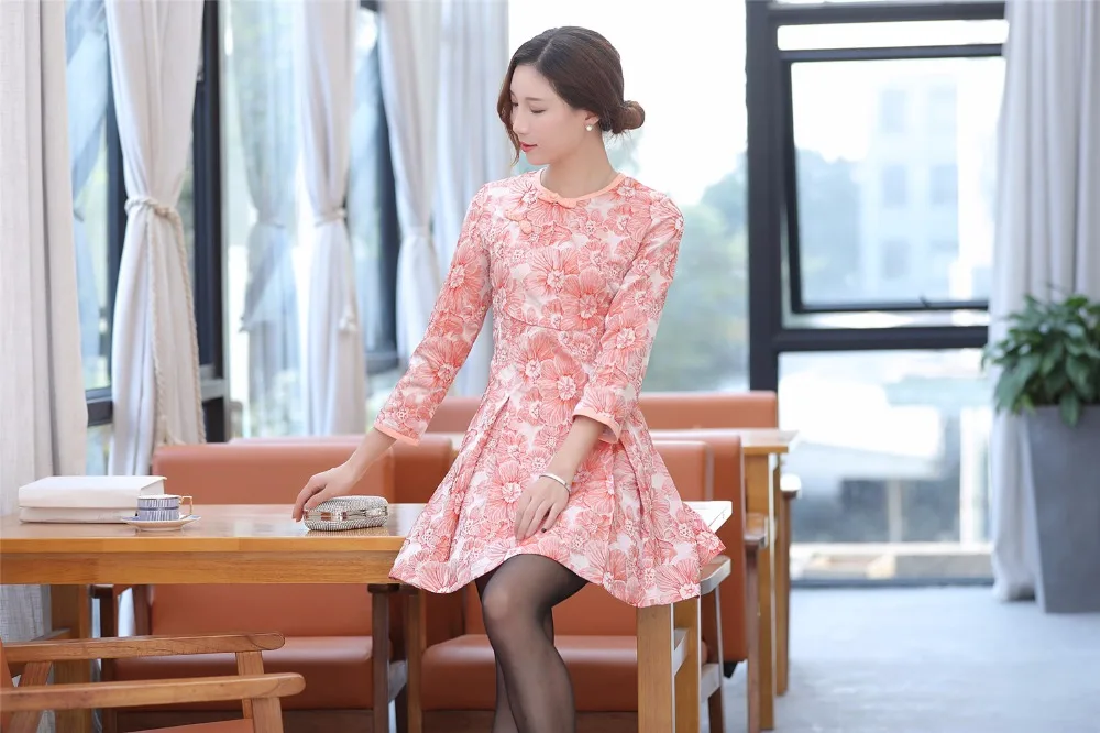 Шанхай история дамы 3/4 рукав короткое платье-Чонсам женское платье Qipao Цветочные восточные платья с круглым вырезом китайский стиль платье