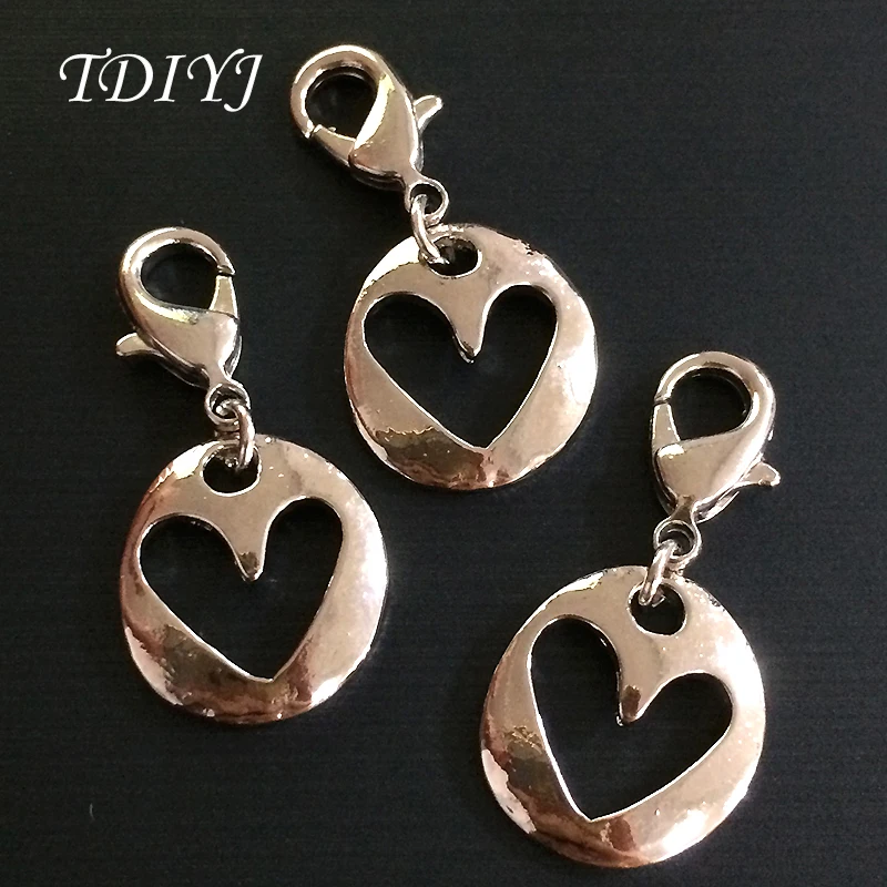 

TDIYJ New Design Zinc Alloy Silver Plated Hollow Heart Dangle for Women Memory Floating Locket 10pcs/lot