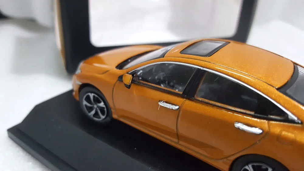 1:43 литья под давлением модели для Honda Civic 2016 MK10 оранжевый сплава игрушечный автомобиль миниатюрный коллекция подарки