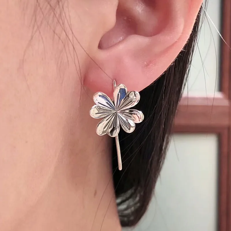 

2019 Spring Lucky Four-leaf Clover Stud Earring Authentic 100% 925 Sterling Silver Earrings Engagement Jewelry For Women Gift