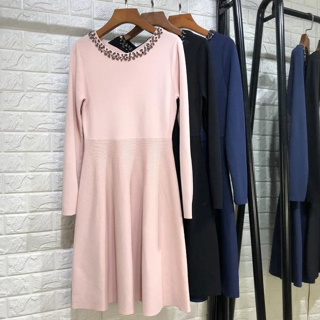 

New Korean Fashion Dress 2019 Spring Autumn Casual Sweater Dress Women Beading O-Neck Sexy Back Knitted Dress Black Pink Blue