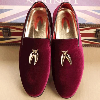 

Boat shoes big size 38-49 fashion metal ornaments male social shoe comfortable breathable office shoes men moccasins for men