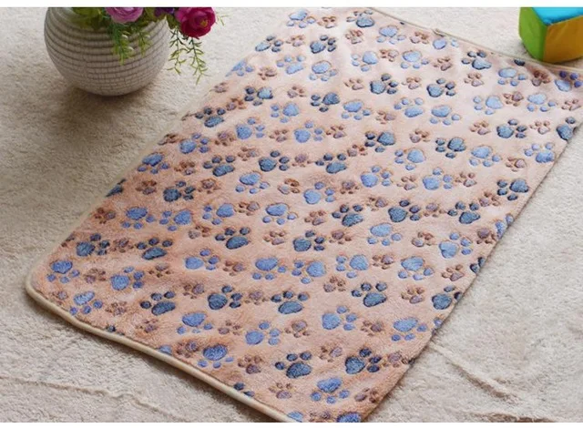 Wholesale-super-soft-warm-Paw-Print-Small-Pet-Cat-mat-Dog-Fleece-Blanket-Bed-Mat-40.jpg_640x640 (1)