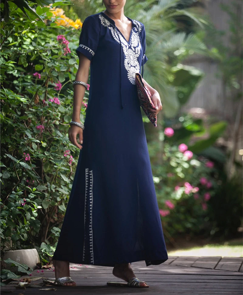 

Embroidery Cotton Beach Cover up Saida de Praia Swimsuit Women Bikini cover up Tunics for Beach Pareo Sarong Beachwear