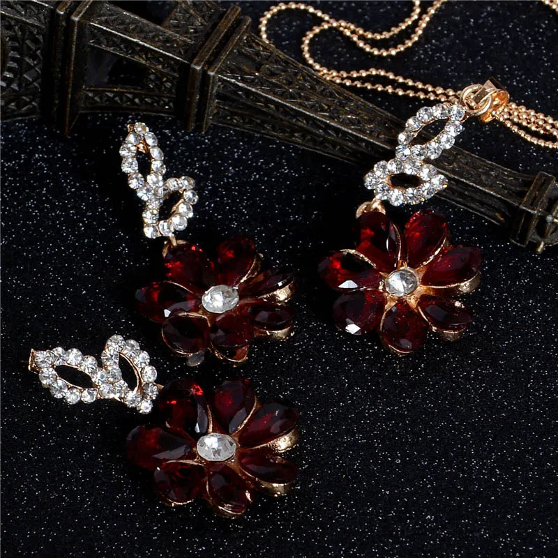QCOOLJLY стильный 1 комплект красный сверкающий цветок Кристалл Стразы серьги кулон ожерелье вечерние набор украшений для женщин