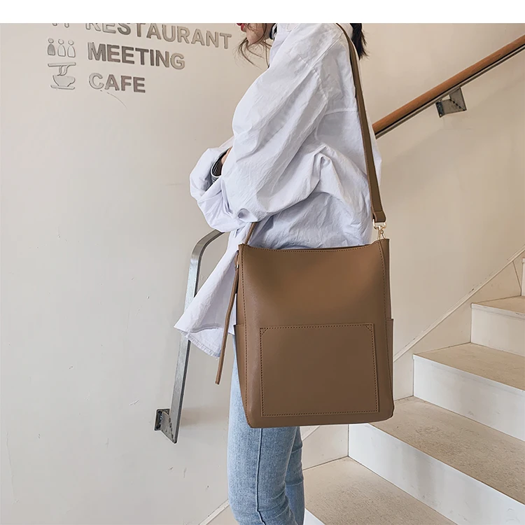 

Single shoulder bag female 2019 new wave Korean version of the wild Messenger bag simple fashion large capacity mother package