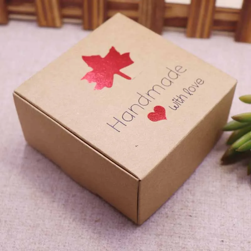 50 шт милый стиль DIY несколько стилей подарок/конфеты/упаковочная коробка ручной работы с любовью картонная подарочная посылка& Свадебная коробка красное сердце - Цвет: 80X80X40MM
