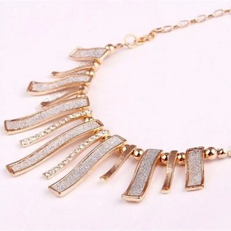 Women Fashion Bib Pendant Chain Choker Collar Chunky Statement Necklace Jewelry