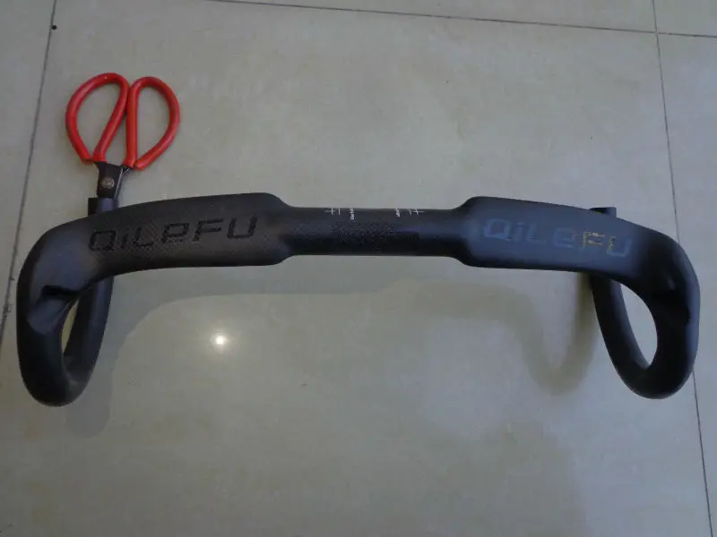 New white QILEFU Road bike 3K full carbon bicycle handlebar and Stem integrated