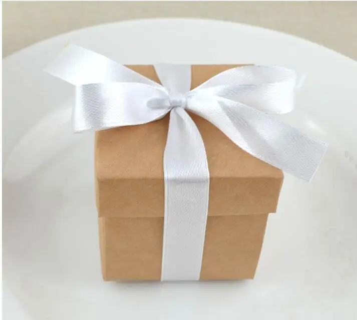 50 штук подарочная картонная коробка бумага для упаковки крафт упаковочные коробки DIY белые свадебные коробки для конфет коробки для мыла ручной работы