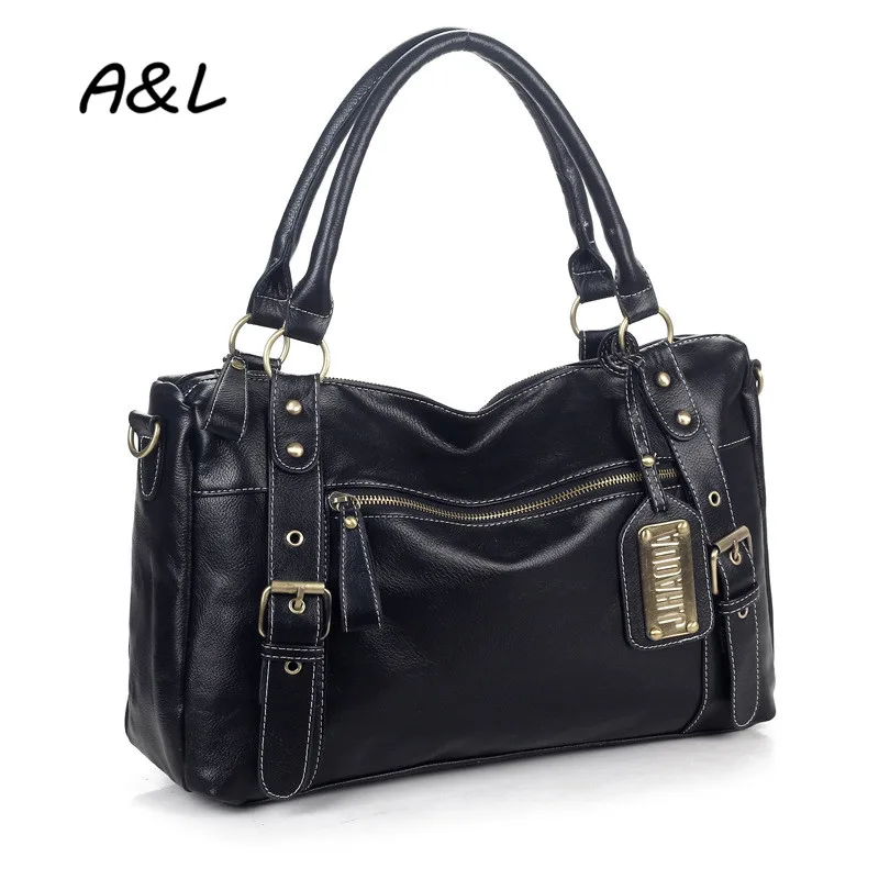 

Women Fashion Casual Handbag Tide Large Capacity Shoulder Messenger Bag Lady Vintage Punk Rivet Locomotive Bag Joker Tote A0027