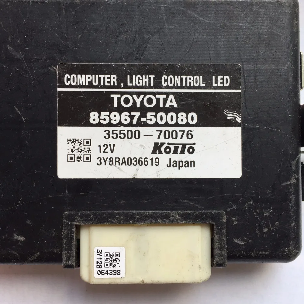 KOITO 35500 70076 TOYOTA 85967 50080 COMPUTER LIGHT CONTROL LED-3