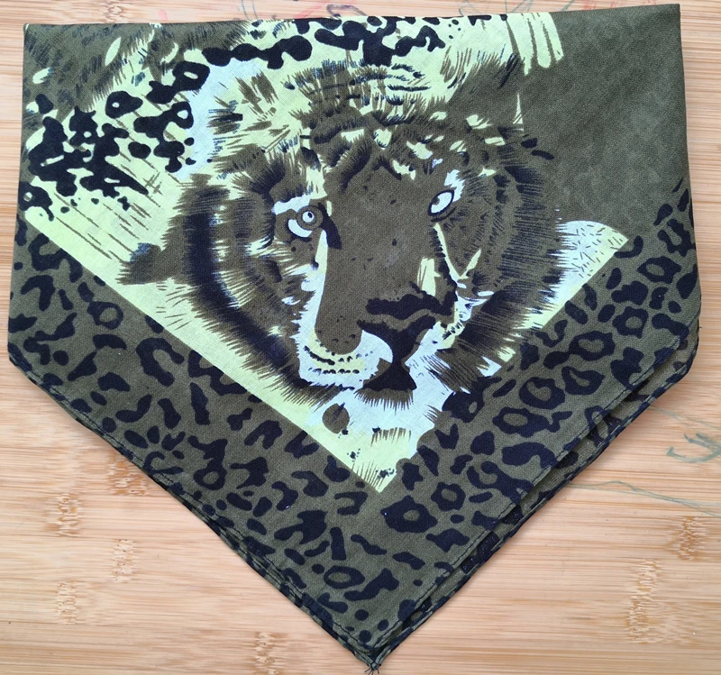 

55cm Cotton Bandana Square Scarf Tiger Print Head Scarf Women Men Hip Hop Bicycle Motorcycle Bandanas Headwear Scarves Hijab