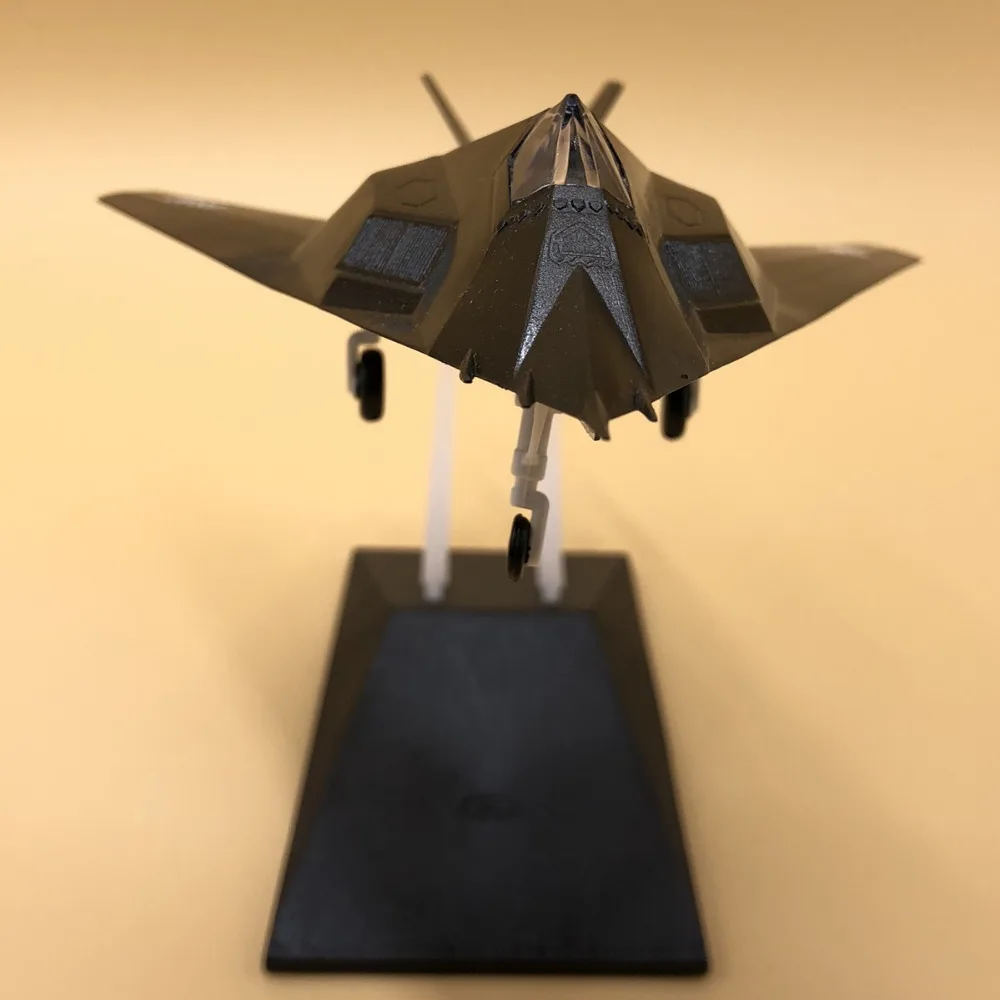 Diecast-Airplane-Model-F117-4