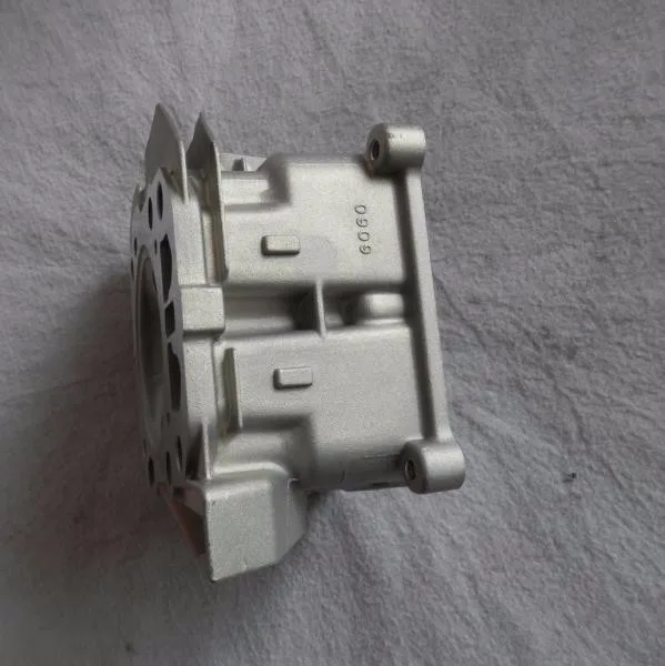 CYLINDER HEAD MITSUBISHI GM182 GT600 8