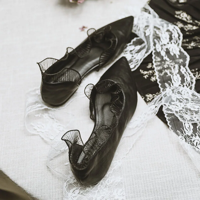 2019 spring new lace pointed shoes female shallow mouth wild fairy flat shoes women's shoes 2019 spring new lace pointed shoes female shallow mouth wild fairy flat shoes women's shoes