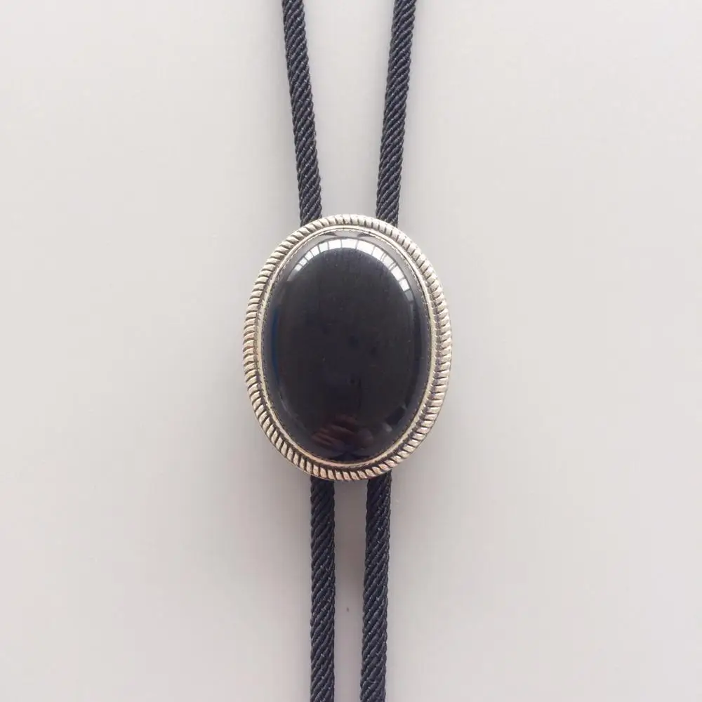 Рисунок 5 - Женское винтажное ожерелье из серебра