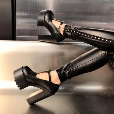 Тонкие туфли на водонепроницаемой платформе 14 см женские туфли на очень высоком каблуке пикантные элегантные туфли на высоком каблуке в европейском и американском стиле - Цвет: Черный