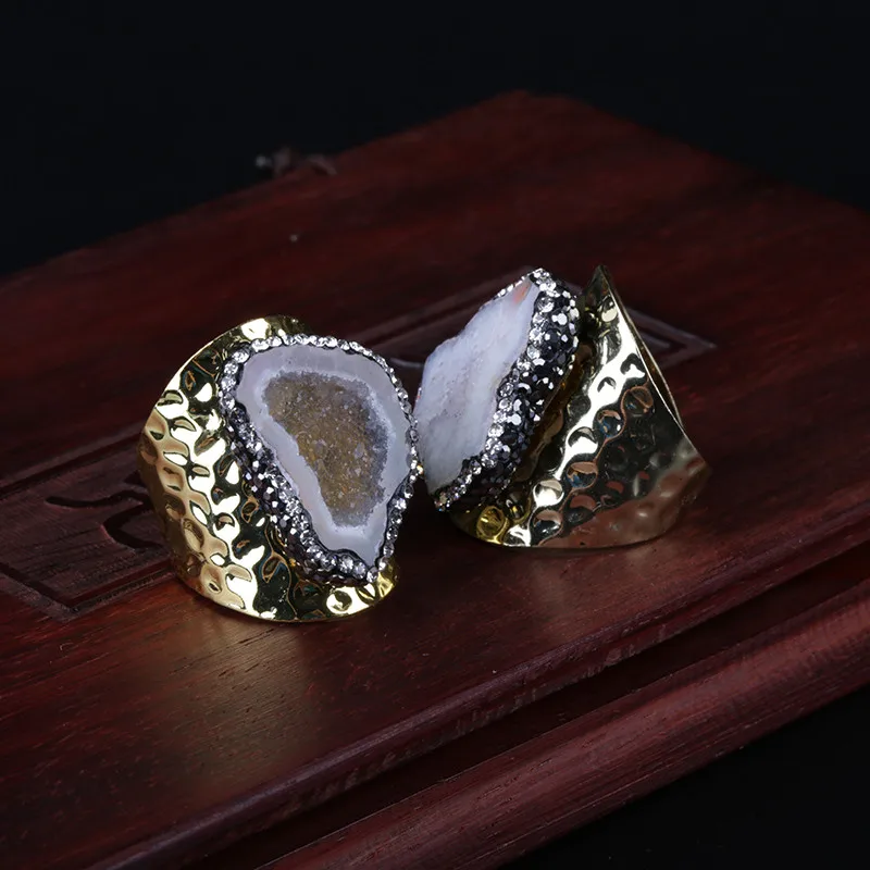 KEJI LAI IPCS большой золотой многоцветный Geode Кристалл полудрагоценный камень ломтик бисера Шарм открыть кованые кольца манжеты для женщин и мужчин - Цвет основного камня: White