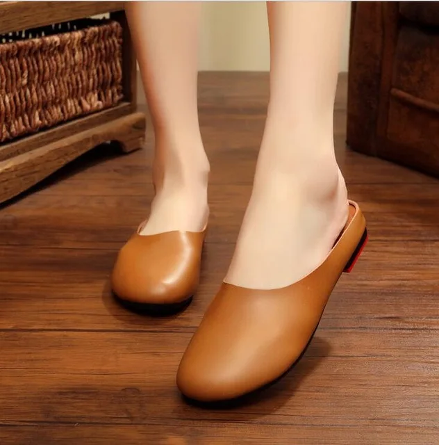 TIMETANG Размер 34–43 ручной работы женская обувь из натуральной кожи; Модные женские тапочки повседневная обувь в горошек, с противоскользящим эффектом; уличная C216 - Цвет: Коричневый