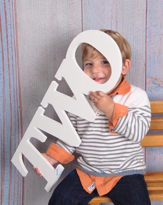 free shipping TWO Sign- Kids' Photo Prop- TWO, Second Birthday Prop- 2nd Birthday Party Deco