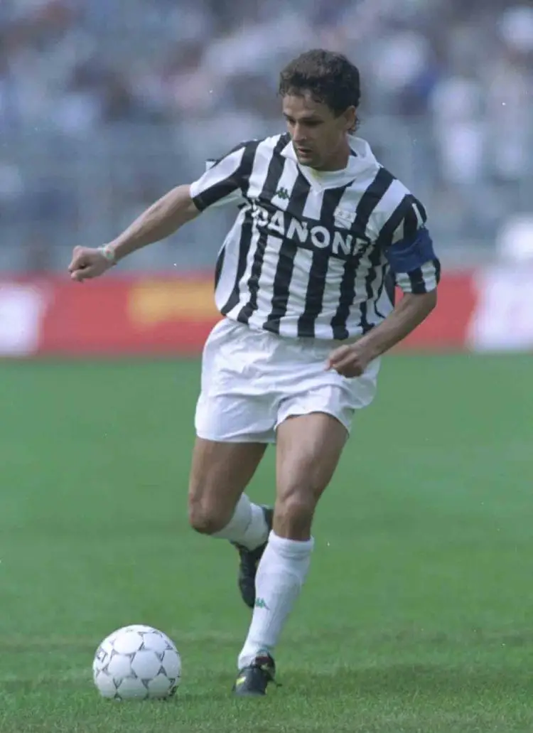 

Roberto Baggio Football Club soccer Wall Sticker Vinyl Decal Mural Decor poster wallpaper removable